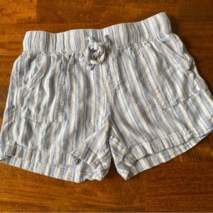 SoundStyle Linen Blend Shorts